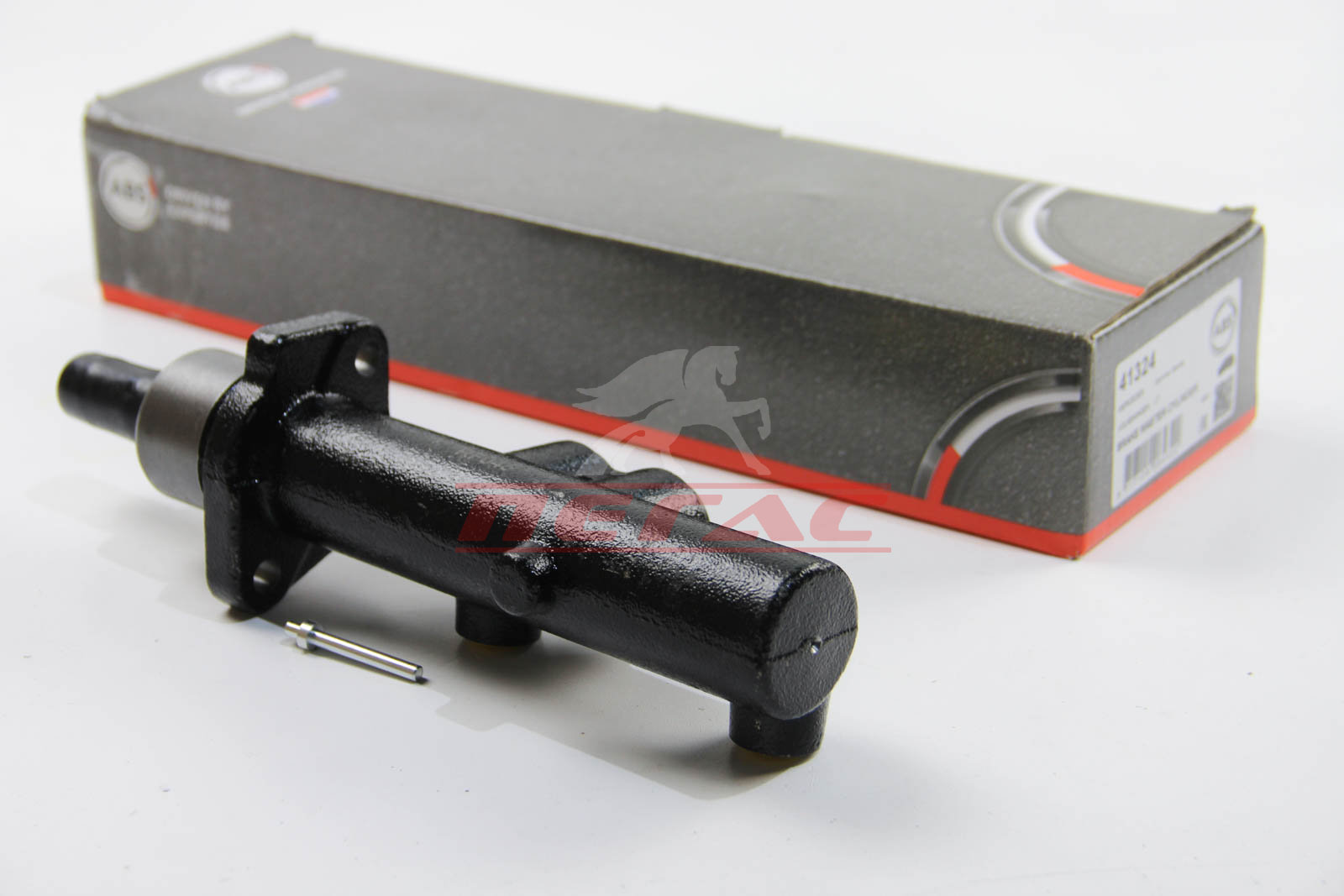 Головний гальмівний циліндр SPR OM601 602