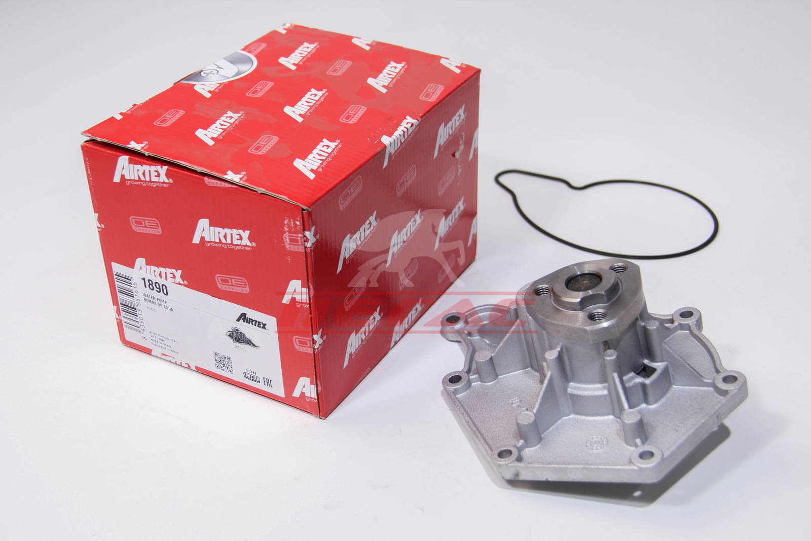 Водяний насос A4 A5 A6 A8 Q5 2.8 3.2 FSI 06-